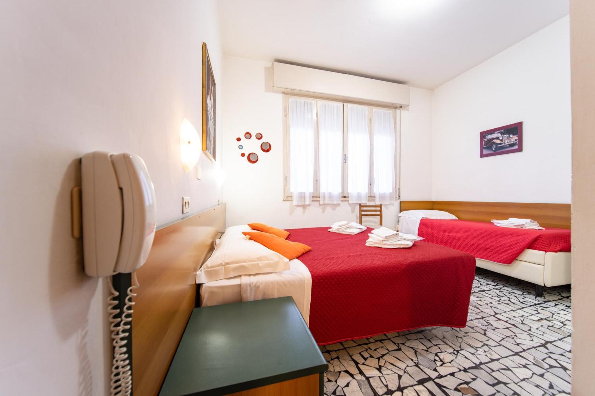 Hotel Cortina Rimini Esterno foto
