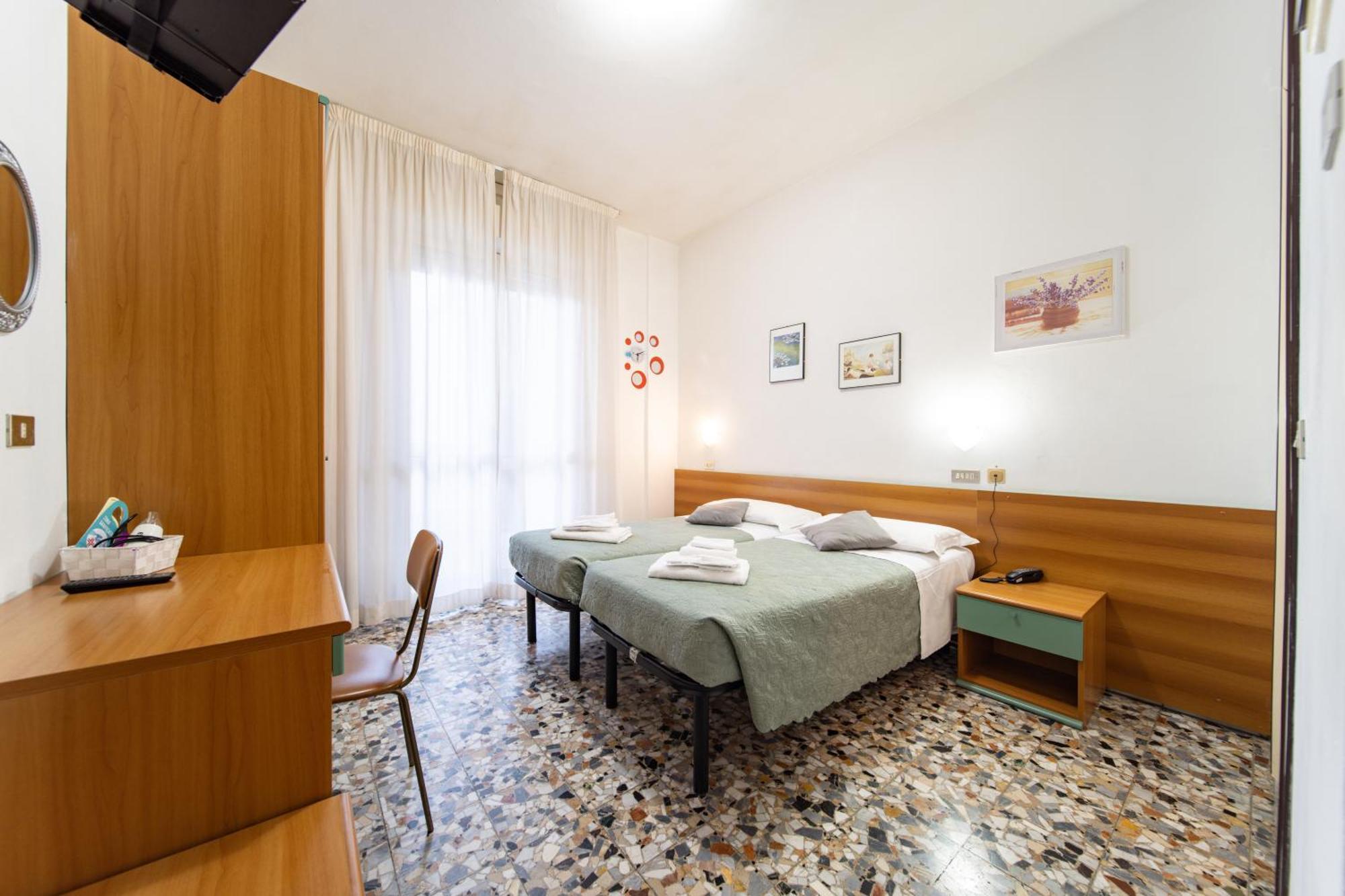 Hotel Cortina Rimini Esterno foto