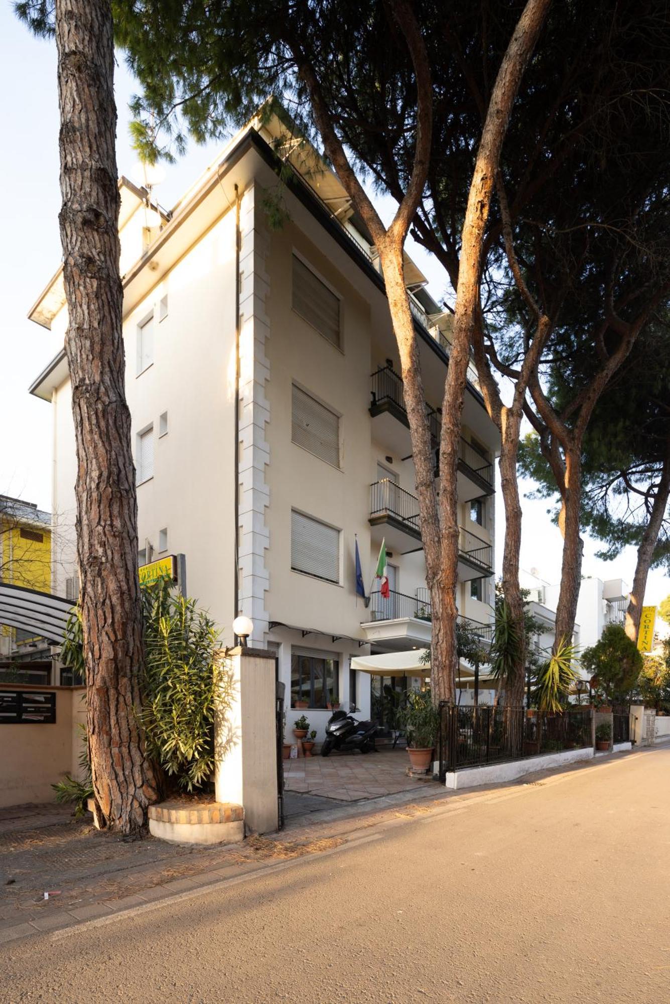 Hotel Cortina Rimini Esterno foto